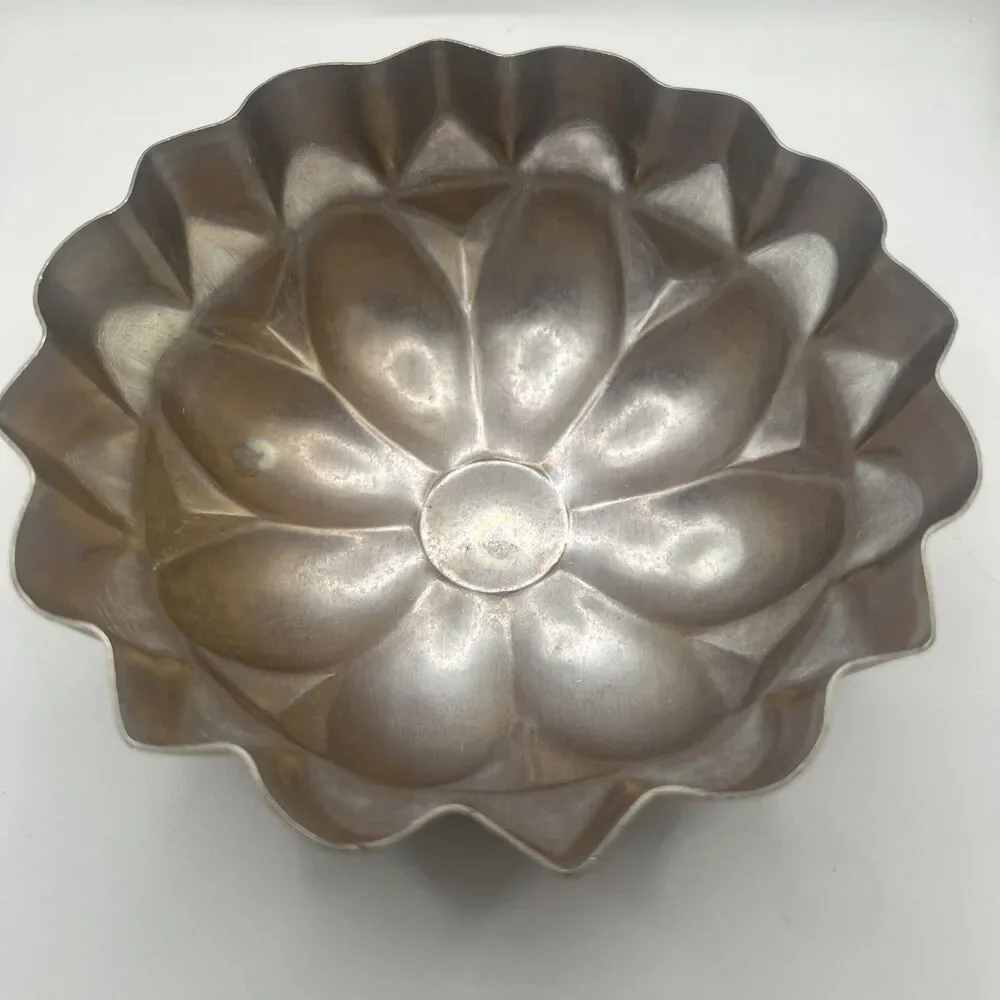 Vintage W Germany Tin Pudding Bundt Cake Jelly Mold Small 6